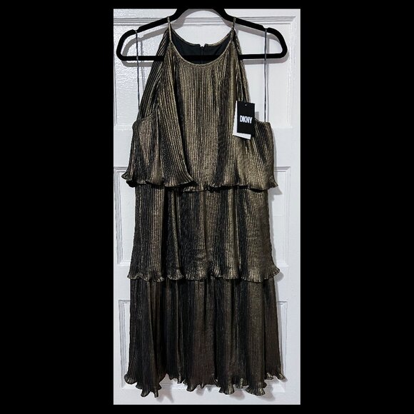 DKNY Gold Pleated Halter Tiered Knee Length Cocktail Dress Size 14 NWT - Picture 1 of 3